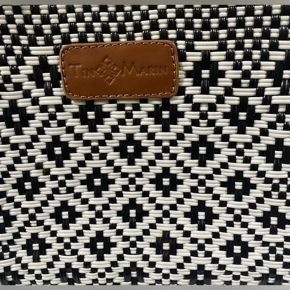 NEW PANDA SMALL WOVEN CROSSBODY BAG - TAN LEATHER - Picture 10 of 17